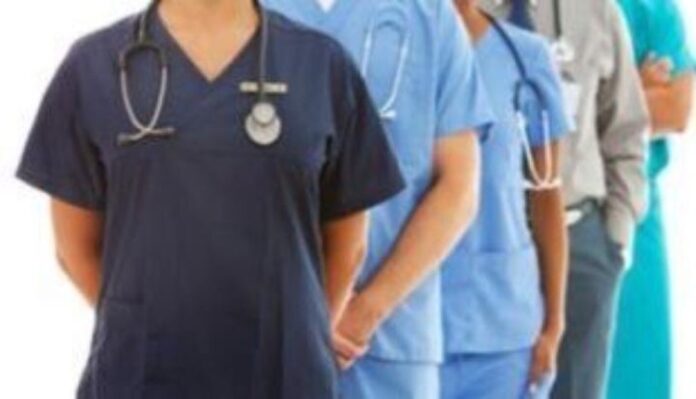 Εντάσσονται 206 ΕΟΠΥΥ γιατροί