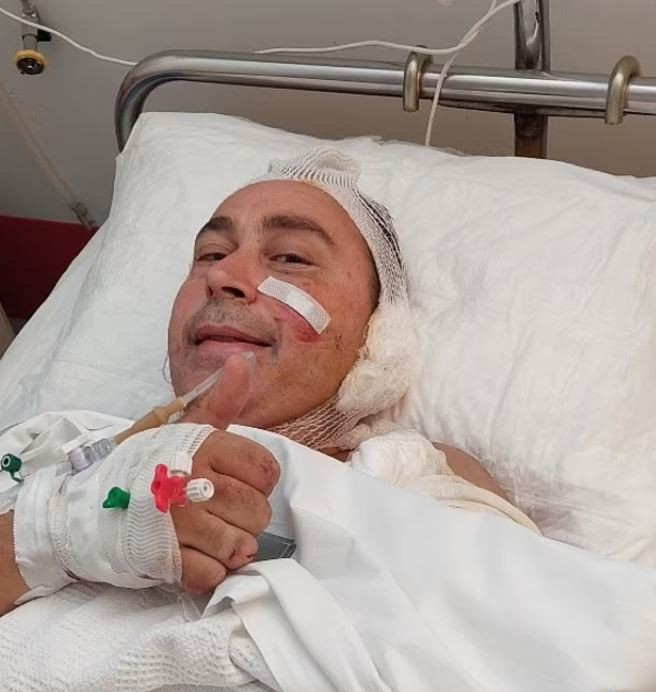 Daily Mail: Άγρια επίθεση αγέλης αδέσποτων σε Βρετανούς τουρίστες στην Κορινθία