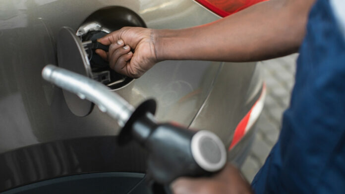 Fuel Pass 2: Άνοιξε για ΑΦΜ που λήγουν σε 4, 5, 6 και 7 και για κατόχους μοτοποδηλάτων