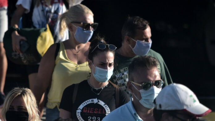 Mηχανική βλάβη στο Fast Ferries Andros με 446 επιβάτες – Επιστρέφει στη Ραφήνα