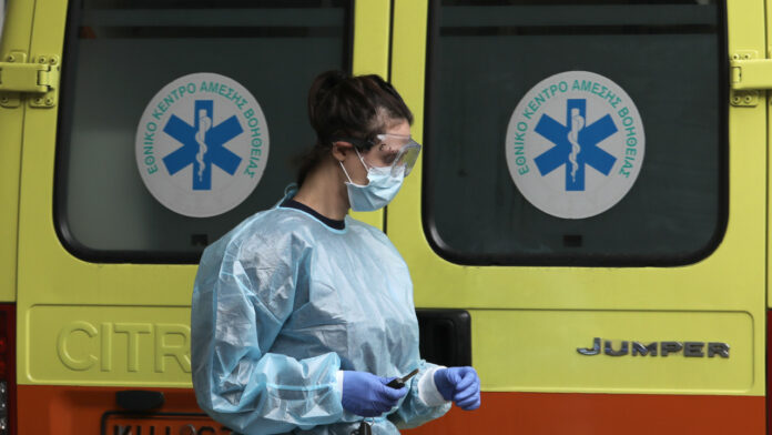 Άρτα: Στη ΜΕΘ τετράχρονο παιδί μετά από πτώση στο σπίτι του