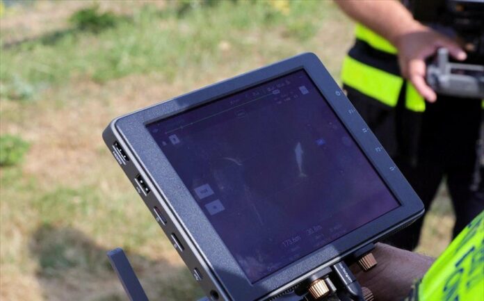 Έβγαλαν από τα νερά του Σηκουάνα τη φάλαινα μπελούγκα