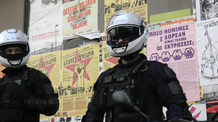 Ίλιον: Στη… φάκα τρεις για διάρρηξη σε σπίτι – Αναζητείται άλλος ένας