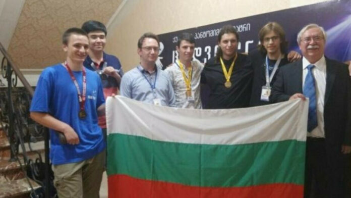 Βούλγαροι μαθητές κατέκτησαν 5 μετάλλια στη Διεθνή Ολυμπιάδα Αστρονομίας και Αστροφυσικής