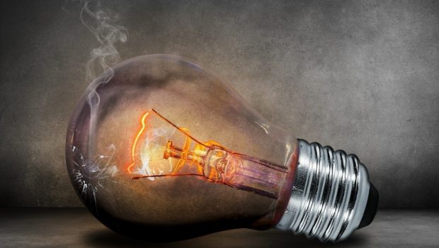 Γερμανία-Eσπασε-το-φράγμα-των-1000-ευρώ-η-τιμή-του.jpg