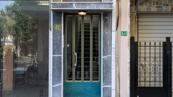 Γυναικοκτονία στο Περιστέρι: Έφραξε το στόμα και τη μύτη της 17χρονης- Από ασφυξία ο θάνατος