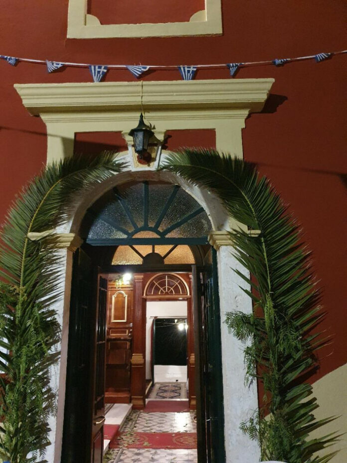 Δεκαπενταύγουστος – Κέρκυρα: Οι επιτάφιοι της Παναγιάς