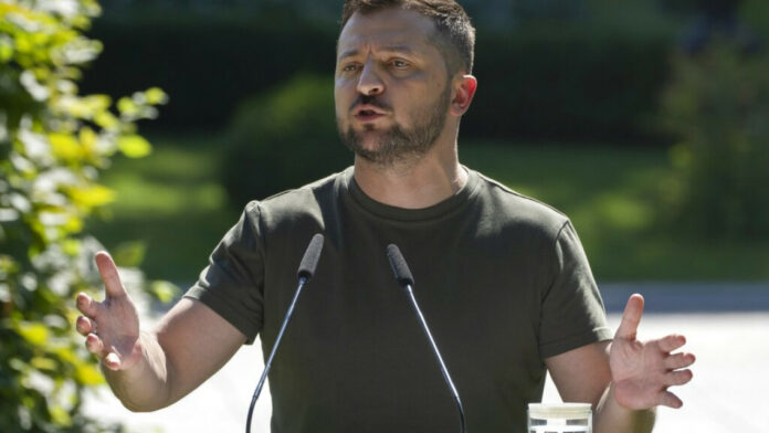 Ζελένσκι: «Σούπερ μάρκετ» για πλούσιους Ρώσους η ΕΕ – Μην τους δίνετε βίζα