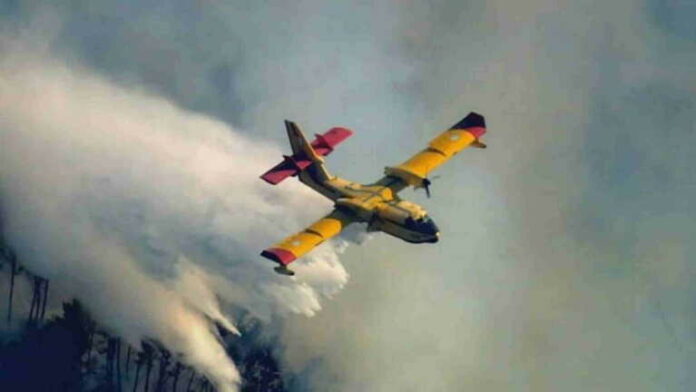 Η Ελλάδα στέλνει 2 Canadair στην Πορτογαλία για βοήθεια ενάντια στις μεγάλες φωτιές