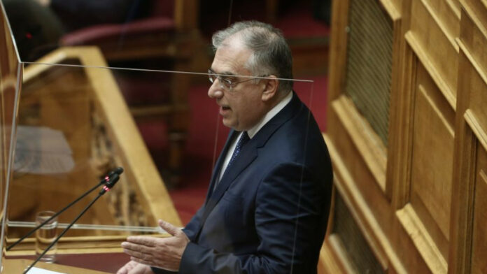 Θεοδωρικάκος: Διπλάσιοι αστυνομικοί σε αεροδρόμια και πύλες εισόδου της χώρας