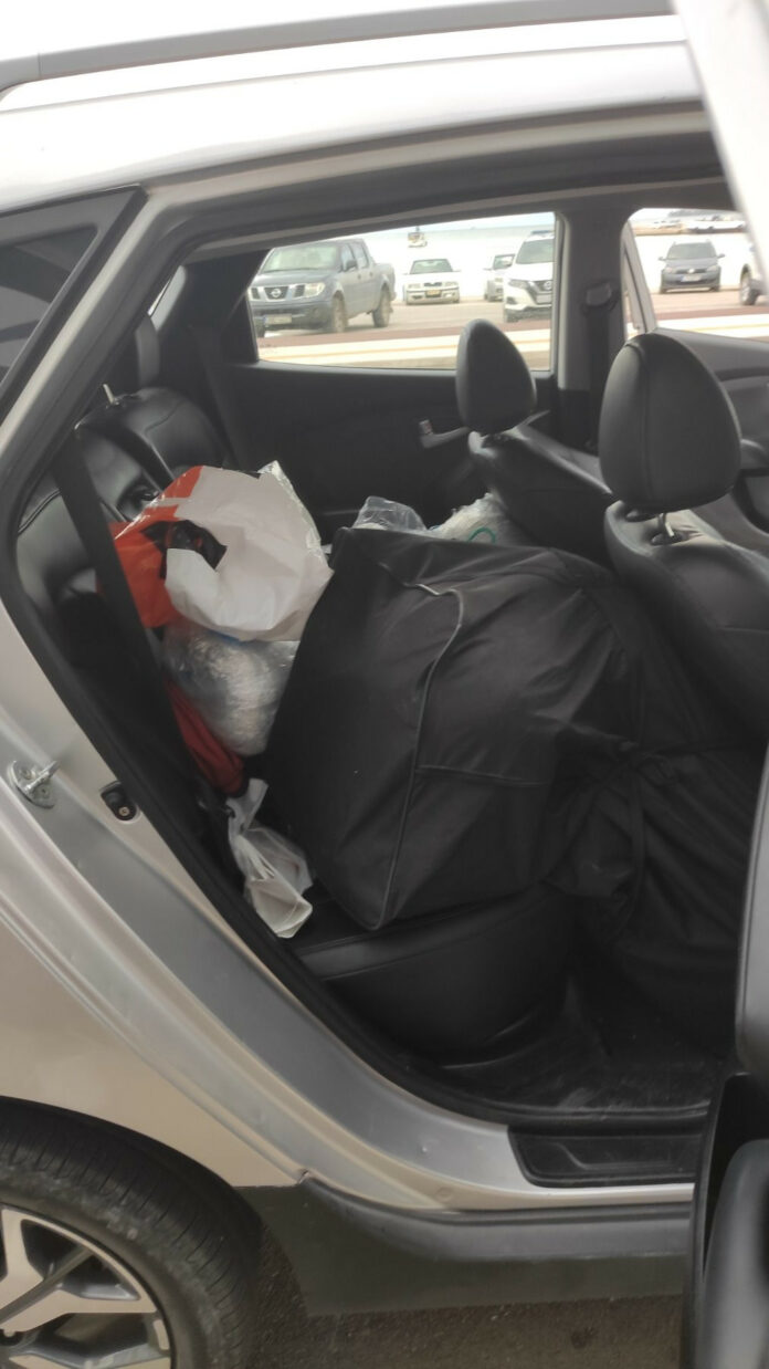 Θεσπρωτία: Συνελήφθη άτομο που μετέφερε πάνω από 77 κιλά κάνναβης