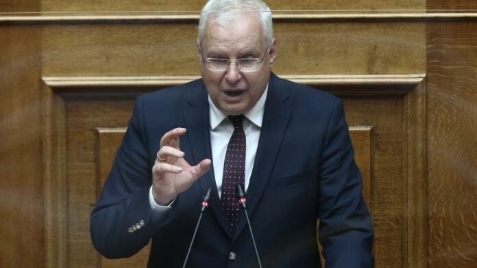 Ιλχάν-Αχμέτ-Καταδικάζω-τη-δήλωση-Αθανασίου-για-τη-σκοπιμότητα-παρακολούθησης.jpg