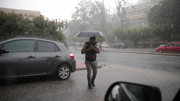 Κακοκαιρία: «Πνίγηκαν» Χαλκιδική, Πτολεμαΐδα και Φθιώτιδα – Δείτε βίντεο