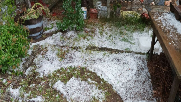 Κεντρική Μακεδονία:Άνεμοι και καταιγίδες- Χαλάζι στην Ημαθία