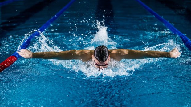 Κολύμβηση: Είναι το ιδανικό άθλημα για τους ασθενείς με άσθμα; – Τι απαντά η Πρόεδρος Ένωσης Πνευμονολόγων