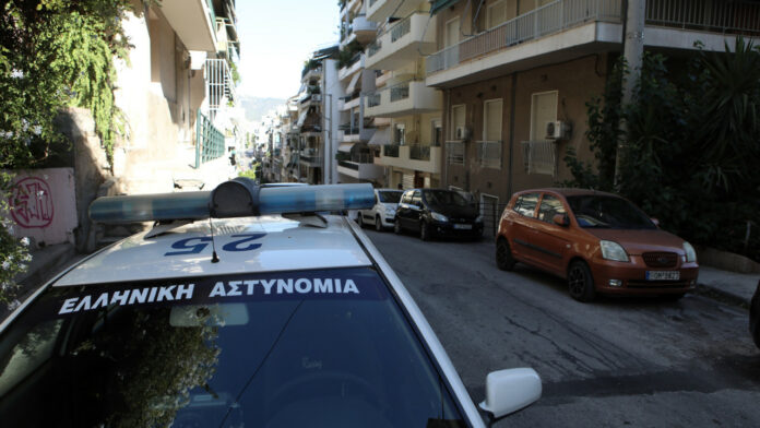 Κυψέλη-Δύο-ηλικιωμένοι-εντοπίστηκαν-νεκροί-σε-διαμέρισμα.jpg