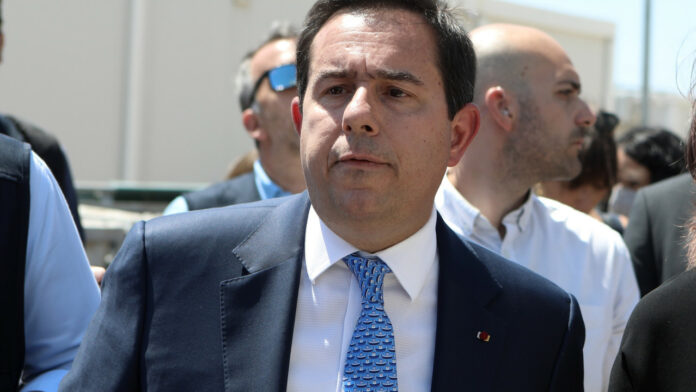 Μηταράκης: Κούλογλου και Αρβανίτης υπονομεύουν μονίμως τη διεθνή αξιοπιστία της χώρας μας