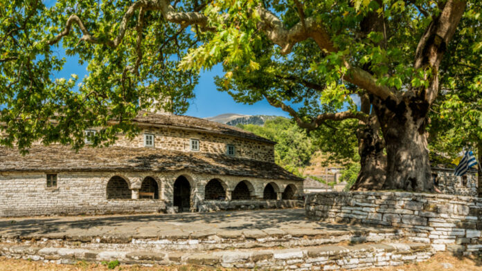 Ναοί και θρησκευτικά μνημεία δίνουν ανάσες ζωής στα χωριά της Ηπείρου