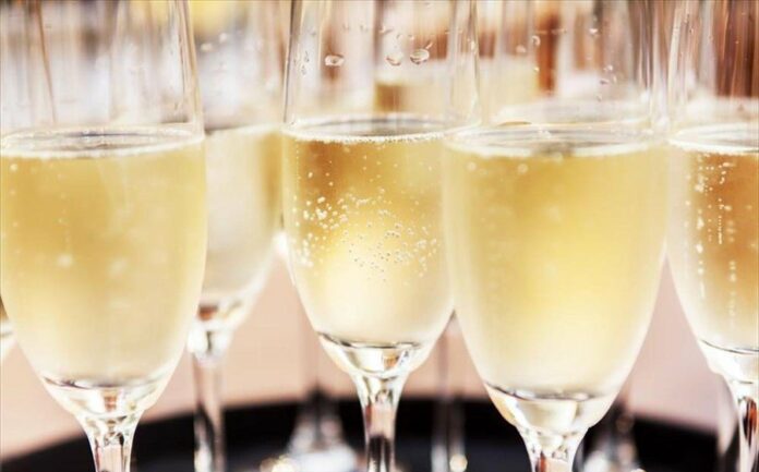 Νωρίτερα, λόγω κλιματικής αλλαγής, η συγκομιδή των σταφυλιών σαμπάνιας