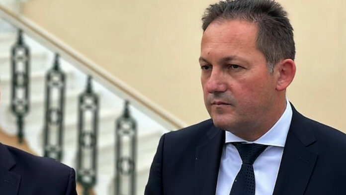 Πέτσας για τους μετανάστες στον Έβρο: Η Ελλάδα εντοπίζει και διασώζει τους ανθρώπους που έχουν ανάγκη