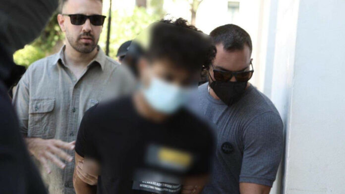 Περιστέρι: Απολογείται ο 22χρονος – Ξέσπασε ο πατέρας της 17χρονης