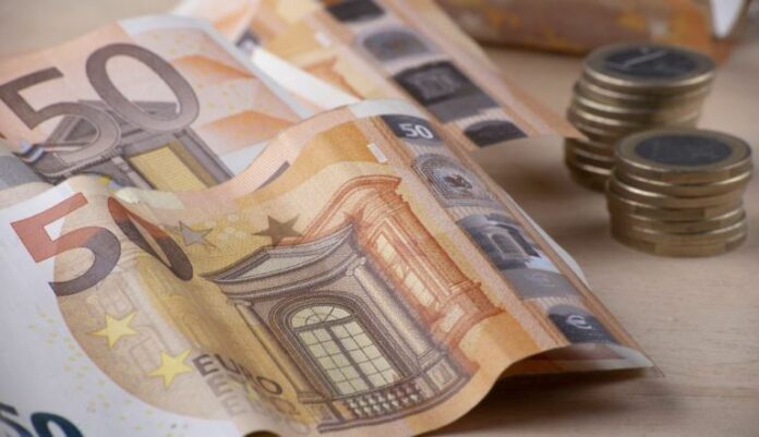 Προϋπολογισμός: Μικρότερο κατά 4,6 δισ. ευρώ το πρωτογενές έλλειμμα