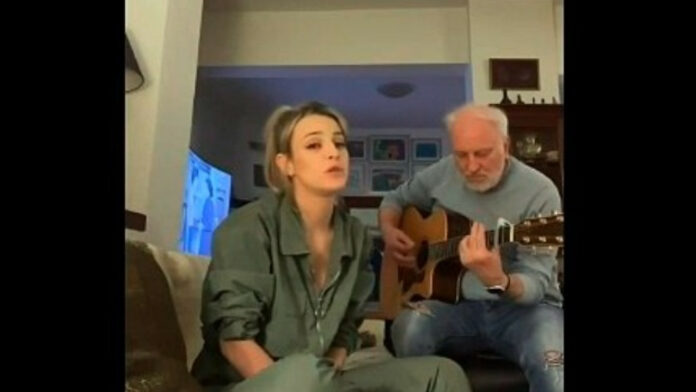 Ρόμπερτ Ουίλιαμς: Η Ιλένια Ουίλιαμς αποχαιρετά τον πατέρα της – Δείτε βίντεο