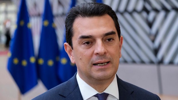 Σκρέκας-Όσο-διαρκεί-η-κρίση-θα-στηρίζουμε-νοικοκυριά-και-επιχειρήσεις.jpg