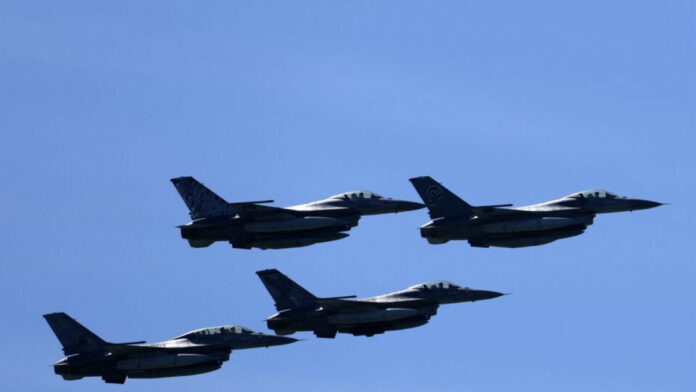 Τουρκία: Κλιμακώνει την ένταση πάνω από το Αιγαίο – 78 παραβιάσεις του εναέριου χώρου