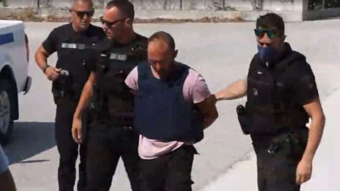 Φονικό στην Άρτα: Αντικρουόμενες καταθέσεις για τη στιγμή του εγκλήματος