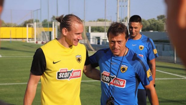 Φορτσάρει για φορ και στόπερ η ΑΕΚ