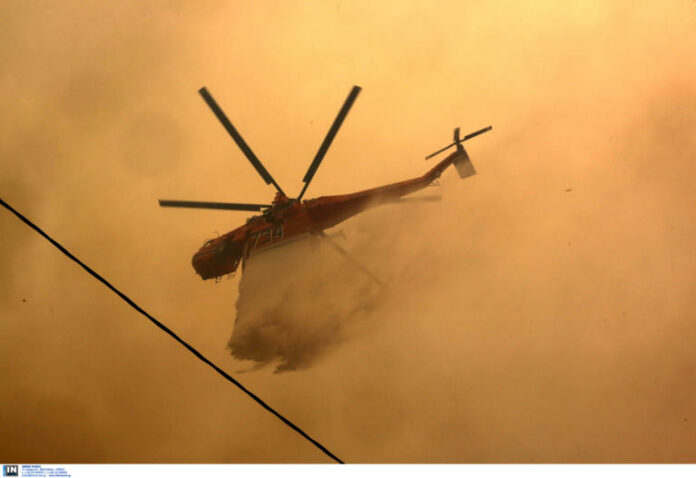 Φωτιά τώρα στην Αγία Μαρίνα, στο Κορωπί