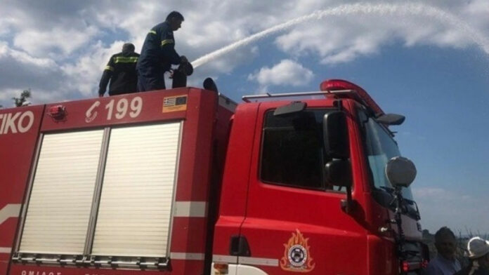 Φωτιά τώρα στην Φυλιαδώνα Φθιώτιδας