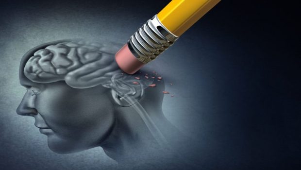 Άνοια: Αυξημένος ο κίνδυνος για τους ανθρώπους με περιοδοντίτιδα και απώλεια δοντιών