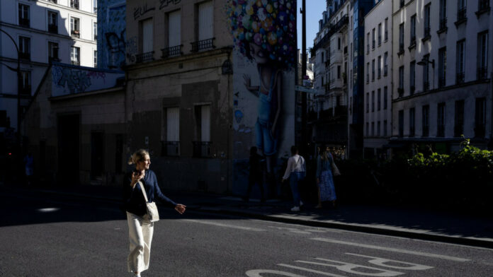 Γαλλία: Κονδύλι 45 δισεκ. ευρώ για τη στήριξη νοικοκυριών και επιχειρήσεων