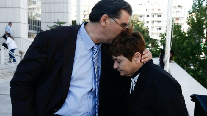 Γονείς Ελένης Τοπαλούδη: «Πυρά» κατά του Μητροπολίτη Δωδώνης