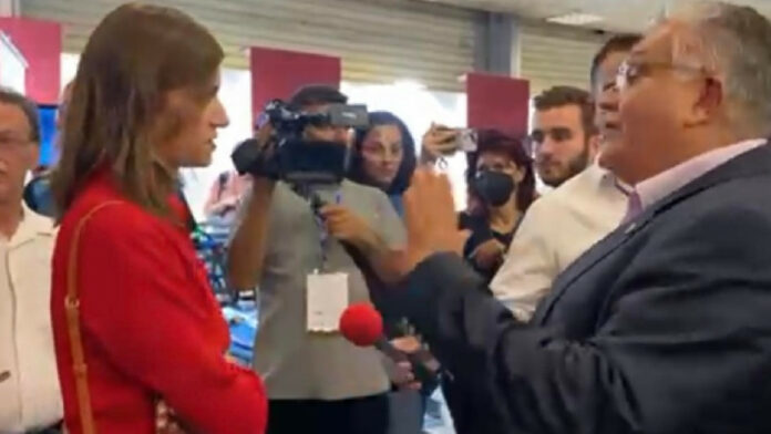 ΔΕΘ: «Θερμός» διάλογος της Νοτοπούλου με τον πρύτανη του ΑΠΘ για την πανεπιστημιακή αστυνομία – Βίντεο