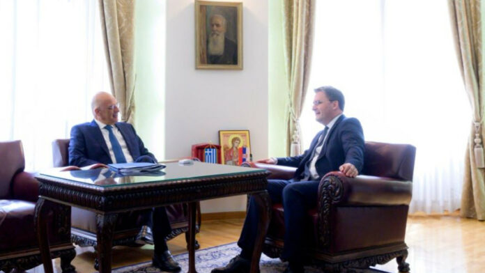 Δένδιας: Αναθεωρητικές δυνάμεις προσπαθούν να διεισδύσουν στα Δυτικά Βαλκάνια