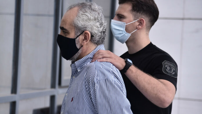 Δίκη «ψευτογιατρού»: Την ενοχή του για έξι ανθρωποκτονίες ζήτησε ο εισαγγελέας