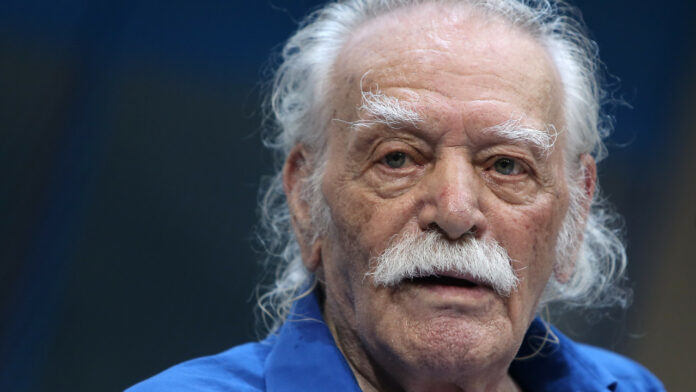 ΕΚ: Tίμησε τα 100 χρόνια από τη γέννηση του Μανώλη Γλέζου