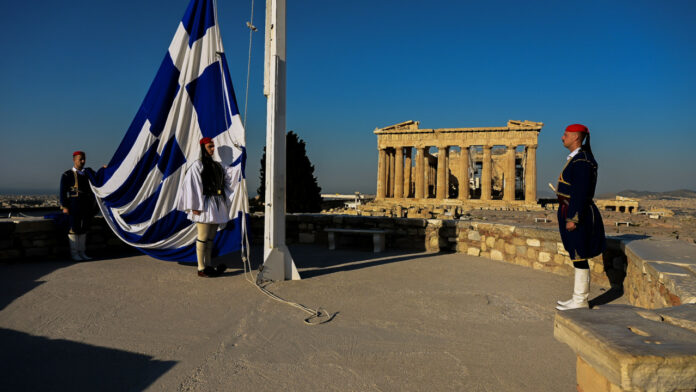 Ελληνοτουρκικά: Το σχέδιο «ασπίδα» της Αθήνας απέναντι στον τουρκικό παροξυσμό