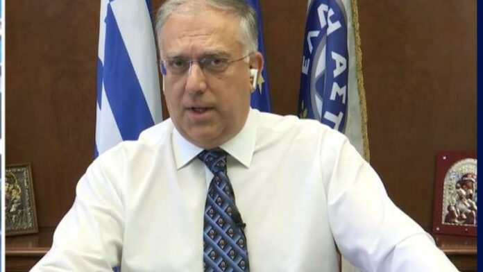 Επίθεση με πέτρες και μπογιές στο γραφείο του Τάκη Θεοδωρικάκου