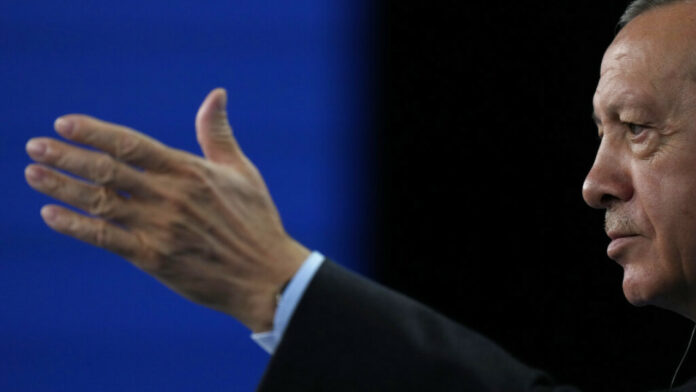 Ερντογάν-Ελληνοτουρκικά: Γιατί συνεχίζει τα «παιχνίδια» – Πόσο πιθανό είναι να φτάσει στα άκρα