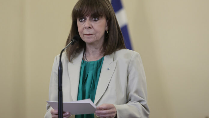 Η Πρόεδρος της Δημοκρατίας στην κηδεία της βασίλισσας Ελισάβετ – Τηλεφωνική επικοινωνία με Κάρολο