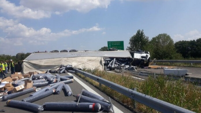 Θανατηφόρο τροχαίο στην Κομοτηνή – Νεκρός οδηγός νταλίκας (φωτογραφία)