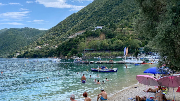 Καλοκαιρία και βοριαδάκια την Τετάρτη σε όλη τη χώρα