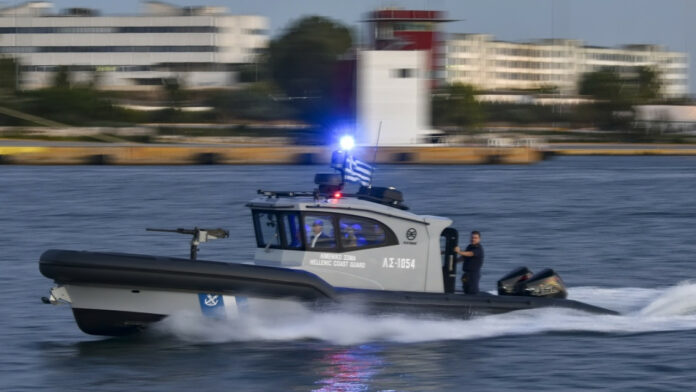 Καταδίωξη πλοίου σημαίας Κομορών βορειοδυτικά της Λέσβου εντός ελληνικών χωρικών υδάτων