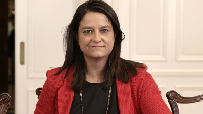 Κεραμέως: Παράνομη κρίθηκε η απεργία της ΔΟΕ για το νέο θεσμό του μέντορα