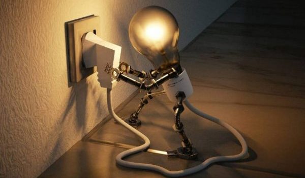 Μανιάτης: Και στα χειρότερα σενάρια δεν θα επιβαρυνθεί η καθημερινότητα στην Ελλάδα