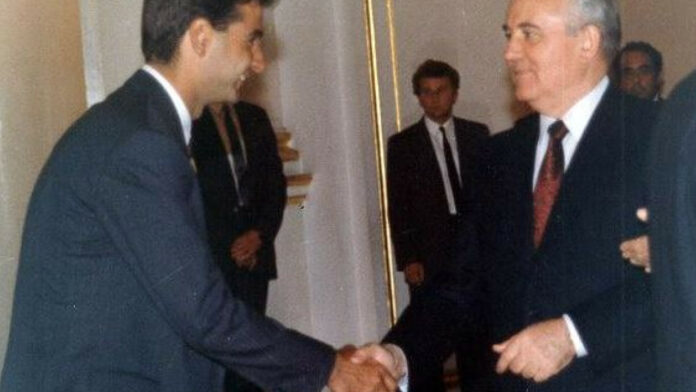 Μητσοτάκης για Γκορμπατσόφ: Προσπάθησε να αλλάξει ένα σύστημα που είχε ξεπεράσει τα όριά του